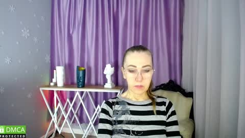 Snapshot of queen_a_n_i chatting on 24, 2, 2025 A N I  Ill be here on December 1st online show from 24, 2, 2025