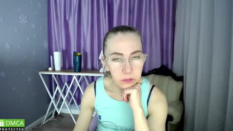 Snapshot of queen_a_n_i chatting on 28, 2, 2025 A N I  Ill be here on December 1st online show from 28, 2, 2025
