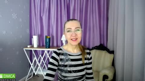 Snapshot of queen_a_n_i chatting on 8, 3, 2025 A N I  Ill be here on December 1st online show from 8, 3, 2025