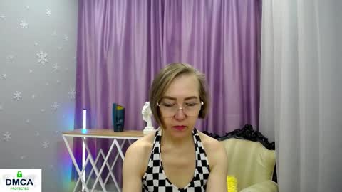 Snapshot of queen_a_n_i chatting on 29, 11, 2025 A N I Ill be here on December 1st online show from 29, 11, 2025