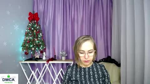 Snapshot of queen_a_n_i chatting on 2, 3, 2026 A N I Ill be here on December 1st online show from 2, 3, 2026