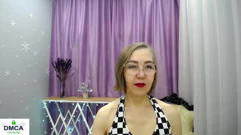 Snapshot of queen_a_n_i chatting on 12, 3, 2026 A N I Ill be here on December 1st online show from 12, 3, 2026