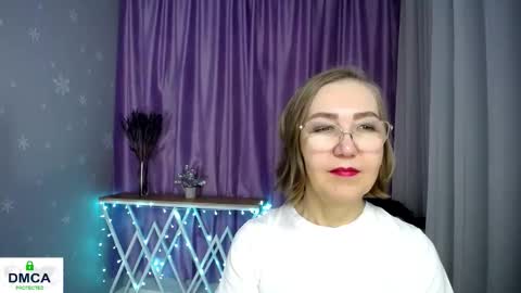 Snapshot of queen_a_n_i chatting on 21, 3, 2026 A N I Ill be here on December 1st online show from 21, 3, 2026