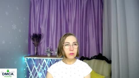 Snapshot of queen_a_n_i chatting on 25, 3, 2026 A N I Ill be here on December 1st online show from 25, 3, 2026