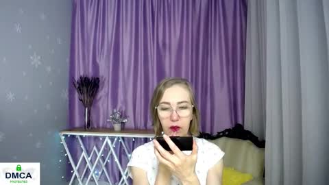 Snapshot of queen_a_n_i chatting on 26, 3, 2026 A N I Ill be here on December 1st online show from 26, 3, 2026