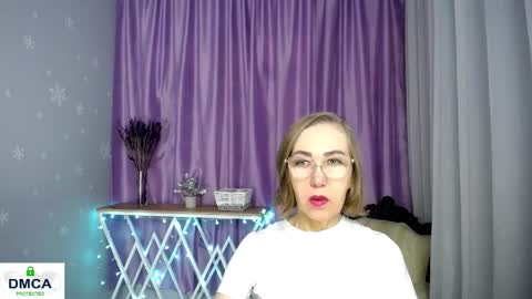 Snapshot of queen_a_n_i chatting on 29, 3, 2026 A N I Ill be here on December 1st online show from 29, 3, 2026