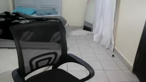 Snapshot of queen_asha chatting on 14, 1, 2026 queen_asha online show from 14, 1, 2026