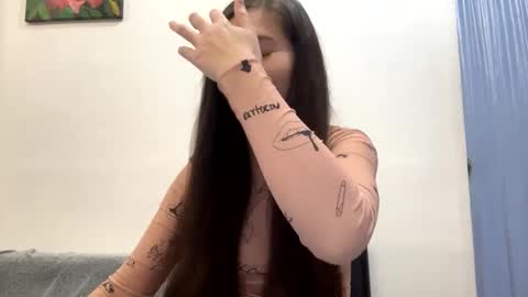 Snapshot of queen_chatur chatting on 10, 1, 2025 Viktoria online show from 10, 1, 2025