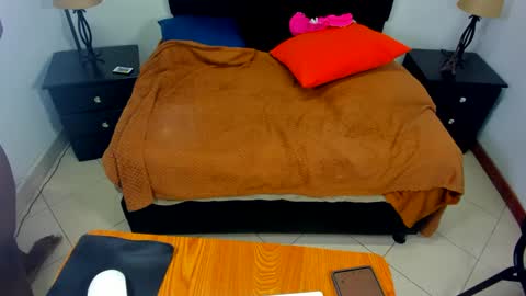 Queen online show from 15, 12, 2024