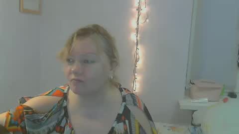 Snapshot of queen_jane8 chatting on 2, 1, 2025 queen_jane8 online show from 2, 1, 2025