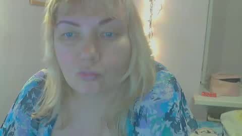 Snapshot of queen_jane8 chatting on 12, 1, 2025 queen_jane8 online show from 12, 1, 2025