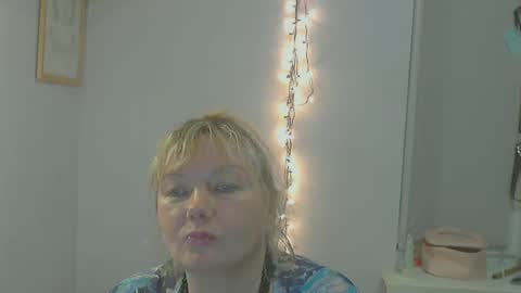 Snapshot of queen_jane8 chatting on 21, 2, 2025 queen_jane8 online show from 21, 2, 2025