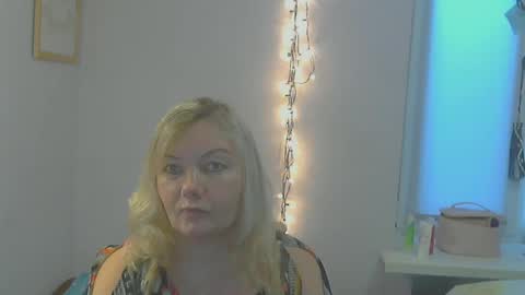 Snapshot of queen_jane8 chatting on 1, 3, 2025 queen_jane8 online show from 1, 3, 2025