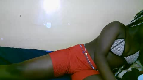 queen_latasha online show from 18, 11, 2025