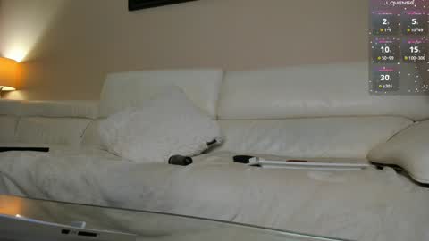 Snapshot of queen_yasmine chatting on 26, 1, 2025 m online show from 26, 1, 2025