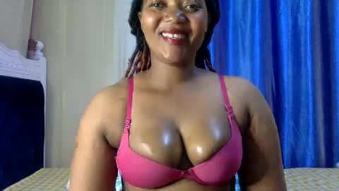 Queenbebony2 online show from 10, 12, 2024