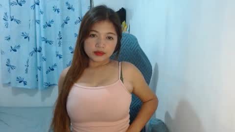 Snapshot of queenboba chatting on 2, 12, 2024 queen online show from 2, 12, 2024