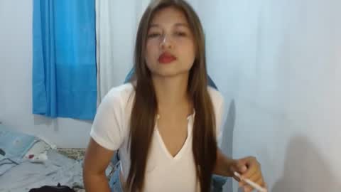 Snapshot of queenboba chatting on 22, 12, 2024 queen online show from 22, 12, 2024