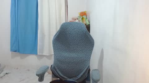 Snapshot of queenboba chatting on 8, 1, 2025 queen online show from 8, 1, 2025