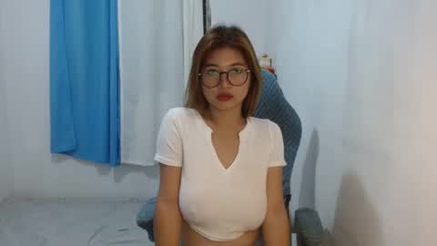 Snapshot of queenboba chatting on 6, 3, 2025 queen online show from 6, 3, 2025