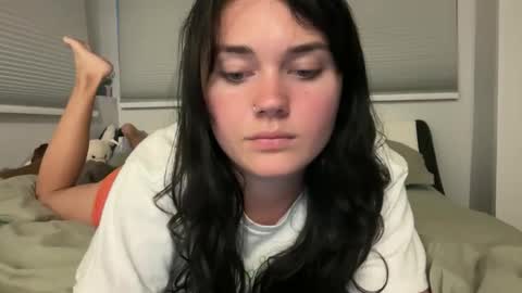 Snapshot of queencassidyy chatting on 14, 11, 2025 Cassidy online show from 14, 11, 2025