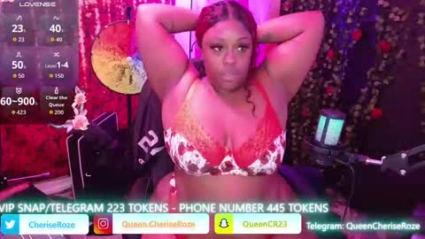 Snapshot of queencroze chatting on 17, 9, 2025 Queen Cherise Roze online show from 17, 9, 2025