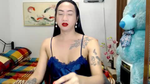 Snapshot of queenmistressts chatting on 19, 11, 2025 QUEEN online show from 19, 11, 2025