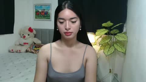Snapshot of queenpinay69 chatting on 16, 10, 2025 QueenPinay69 online show from 16, 10, 2025