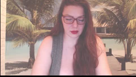 Snapshot of queenxnatasha chatting on 15, 12, 2025 queenxnatasha online show from 15, 12, 2025