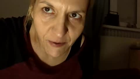 bi is from billy online show from 18, 11, 2025