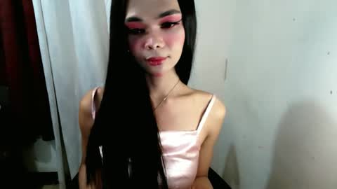 quenny121698 online show from 5, 10, 2025