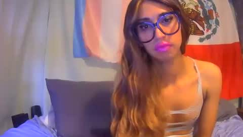 Mia online show from 14, 11, 2025