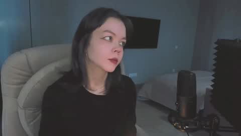 Snapshot of quietluxury chatting on 13, 3, 2026 quietluxury online show from 13, 3, 2026