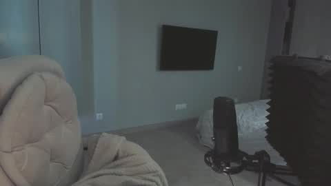 Snapshot of quietluxury chatting on 15, 3, 2026 quietluxury online show from 15, 3, 2026