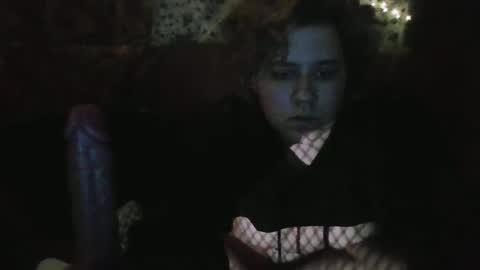 Snapshot of quinni18 chatting on 25, 11, 2025 Quinni online show from 25, 11, 2025