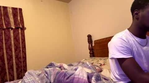 Snapshot of quuwavvy chatting on 13, 11, 2025 quuwavvy online show from 13, 11, 2025