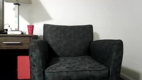 Snapshot of r_monkey583 chatting on 17, 11, 2025 r_monkey583 online show from 17, 11, 2025