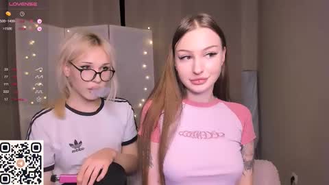 Snapshot of rachel___mur chatting on 25, 11, 2025 rachel___mur online show from 25, 11, 2025