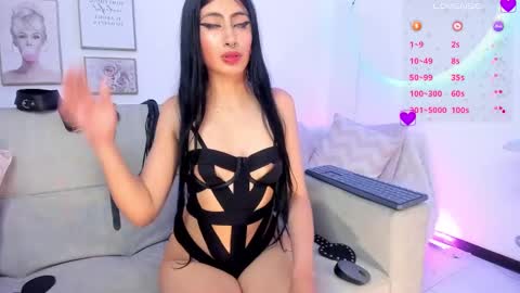 RACHEL ES online show from 15, 1, 2025