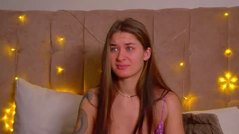 RachellSimpson online show from 15, 12, 2024