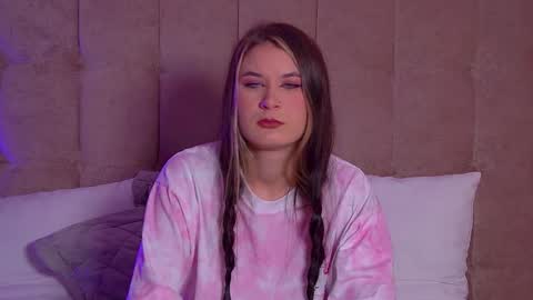 RachellSimpson online show from 27, 2, 2025