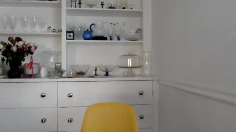 Racy Tracy online show from 28, 1, 2025