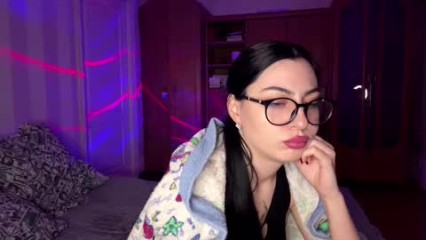 Luna online show from 15, 12, 2025