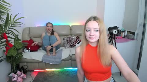 Snapshot of radiants_2 chatting on 2, 12, 2024 Yuki and Ari online show from 2, 12, 2024