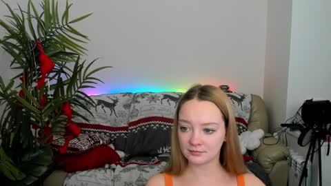 Snapshot of radiants_2 chatting on 13, 12, 2024 Yuki and Ari online show from 13, 12, 2024