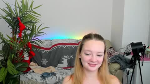 Snapshot of radiants_2 chatting on 14, 12, 2024 Yuki and Ari online show from 14, 12, 2024