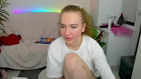 Snapshot of radiants_2 chatting on 6, 2, 2025 Yuki and Ari online show from 6, 2, 2025