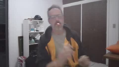 Snapshot of rafaelsel chatting on 19, 10, 2025 Big Uncle Jungle online show from 19, 10, 2025