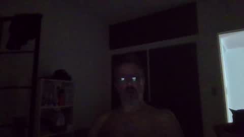 Snapshot of rafaelsel chatting on 5, 11, 2025 Big Uncle Jungle online show from 5, 11, 2025