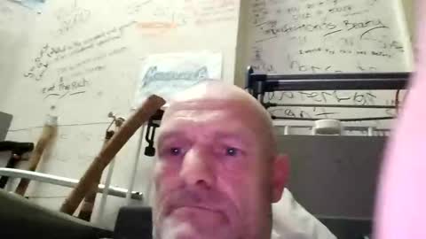 Snapshot of ragingzef69 chatting on 26, 12, 2024 Bigthickdickinvic online show from 26, 12, 2024